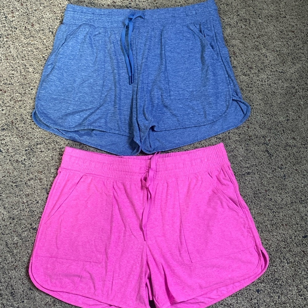 2 Pair Athletic Shorts Bright Heather Pink & Heather Denim Blue Sz M 8/10 NWT